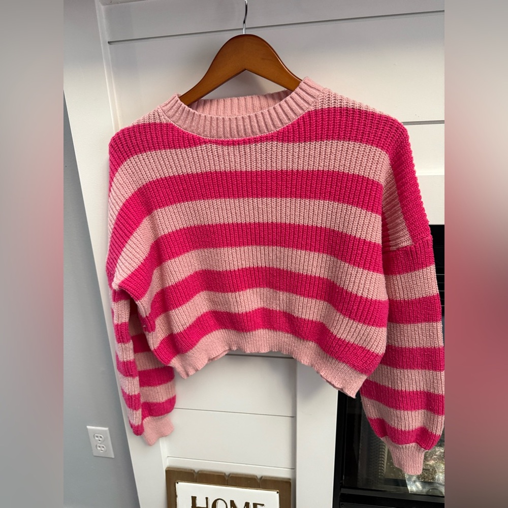 Dark & light pink Striped boxy sweater women’s medium trendy 90’s stripes